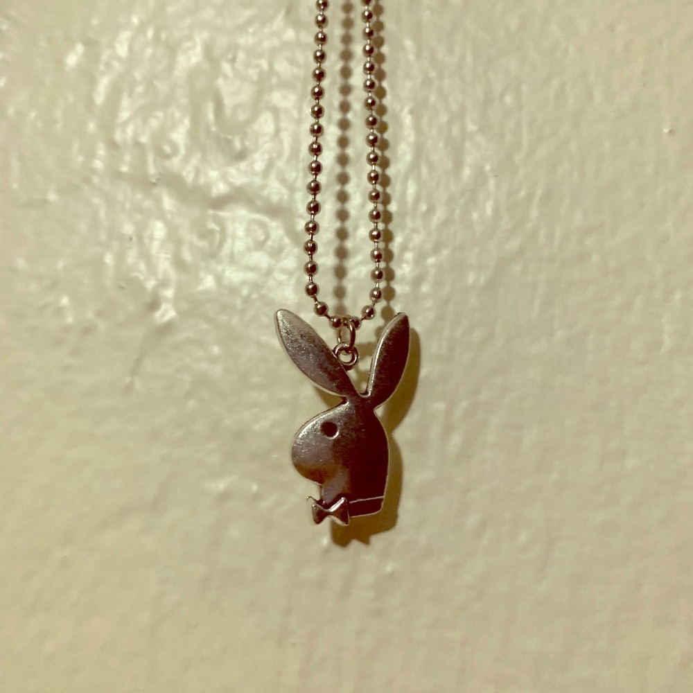 Y2K playboy bunny necklace